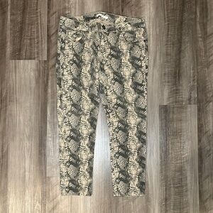 Cabi Diamondback Super Skinny Jeans - 6 (Measures 32x25)